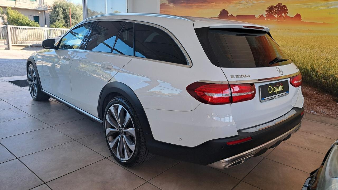 Mercedes-benz E 220 Cdi 4 Matic All-Terrain-Pelle-