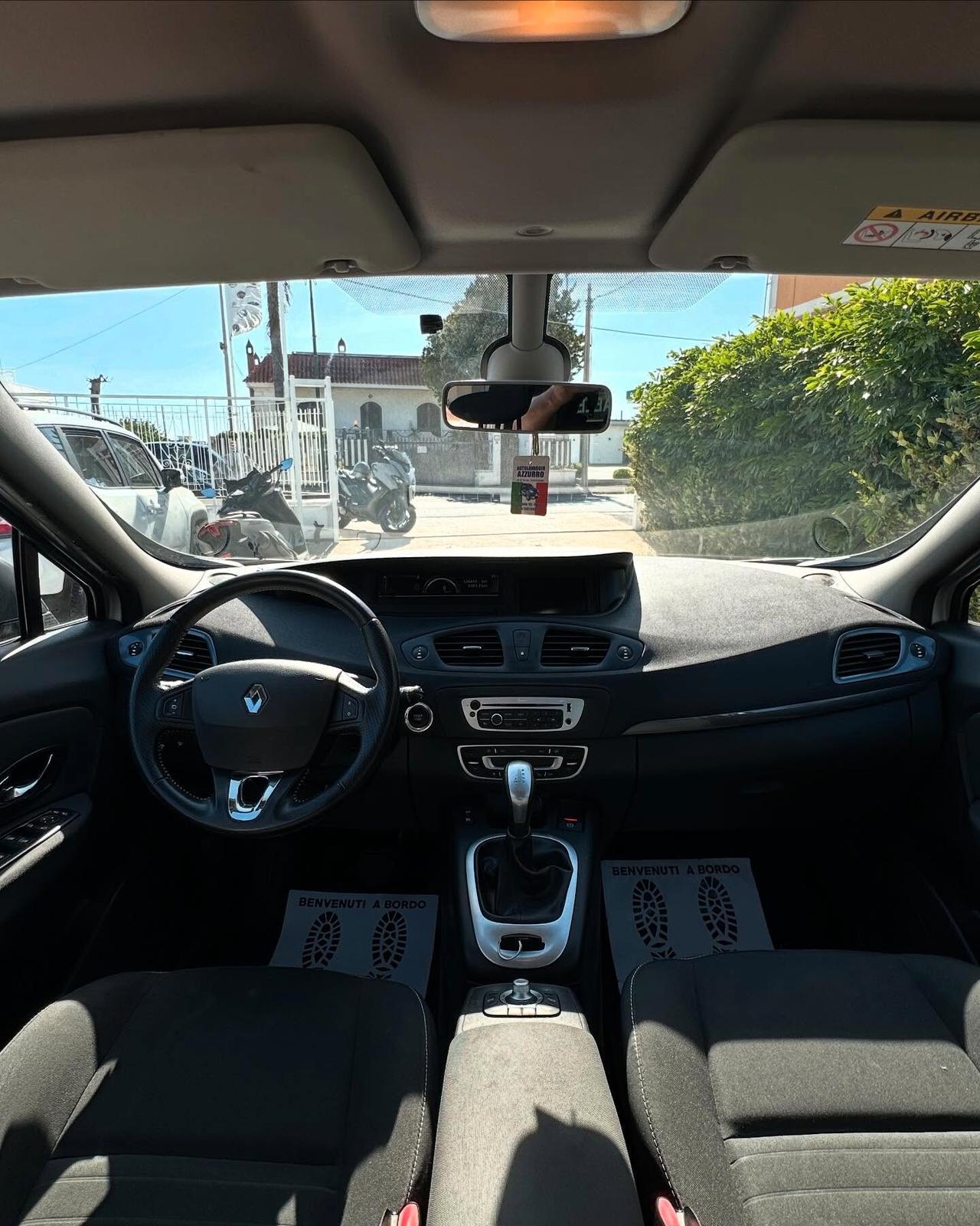 Renault Scenic Scénic XMod dCi 110 CV EDC Limited