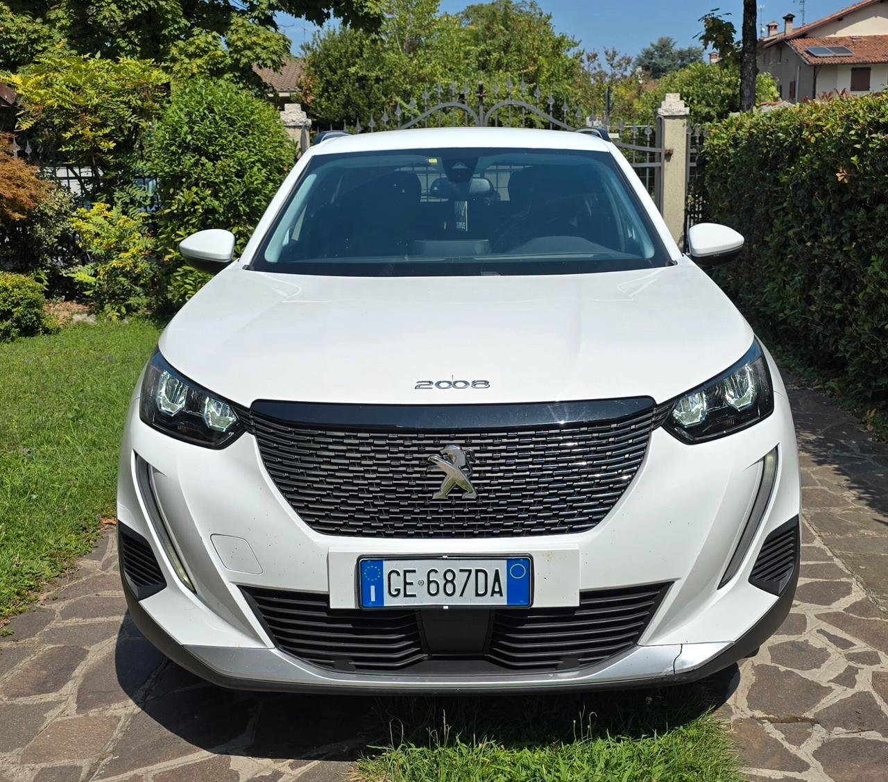 Peugeot 2008 BlueHDi 130 S&S EAT8 Allure Pack