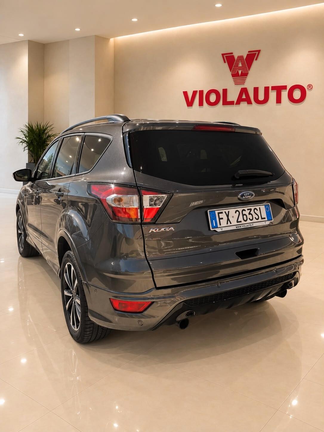 Ford Kuga 1.5 TDCI 120 CV S&S 2WD ST-Line