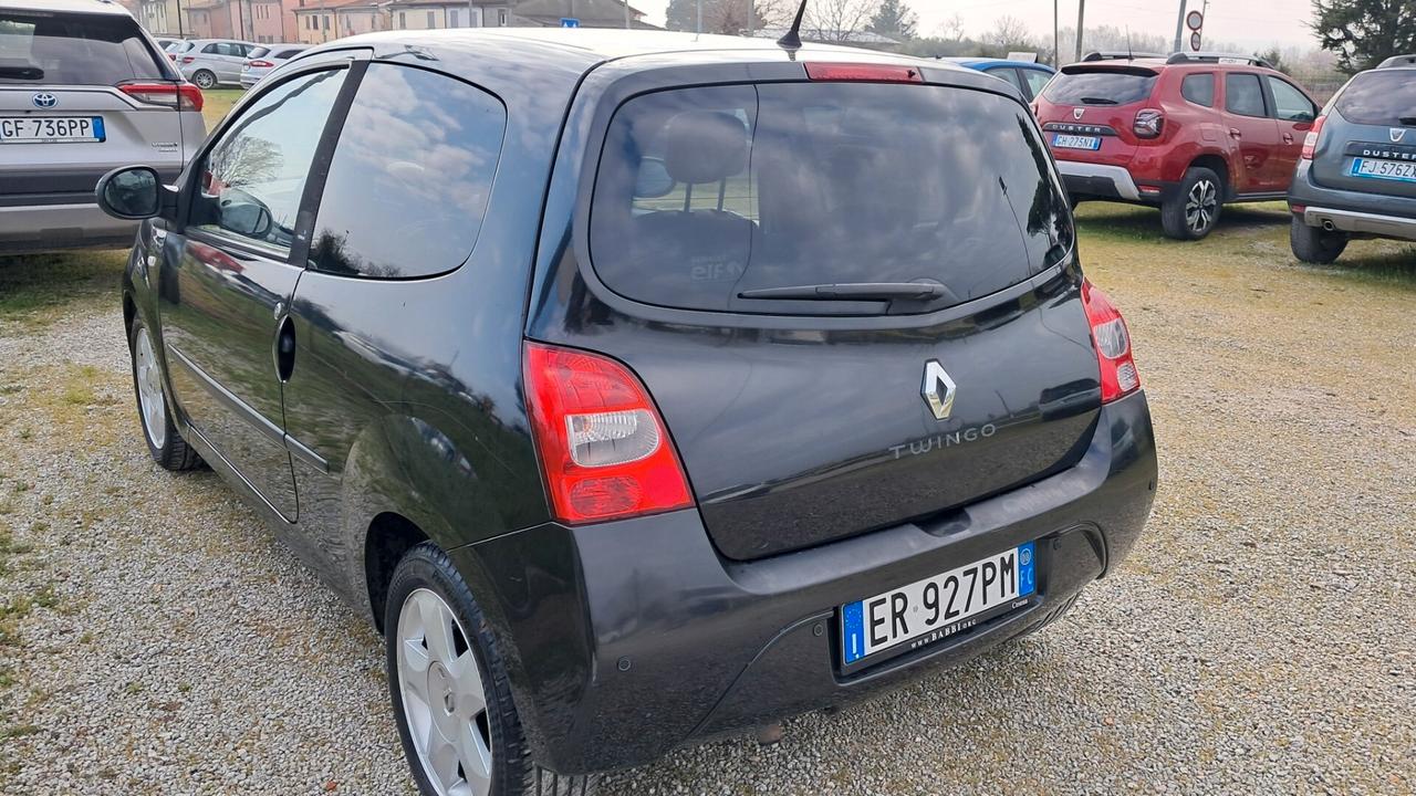 Renault Twingo 1.2 16V Nokia