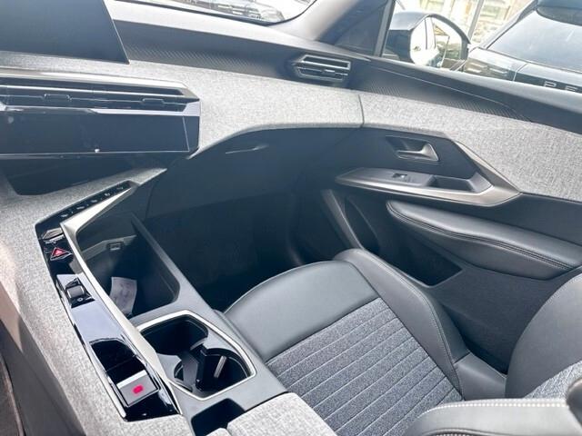Peugeot 3008 Hybrid 145 e-DCS6 Allure