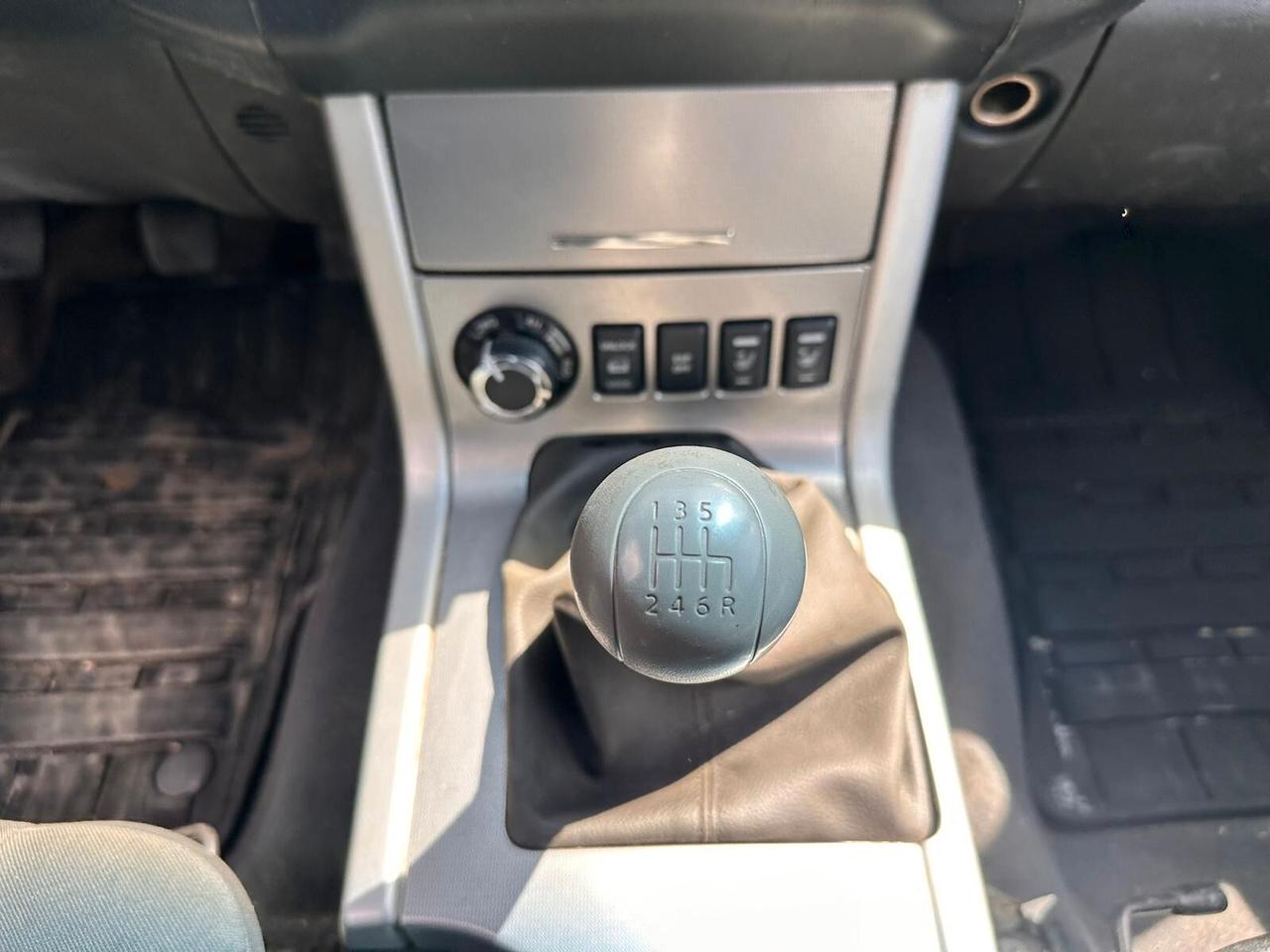 Nissan Navara 2.5 dCi 4 porte Double Cab XE