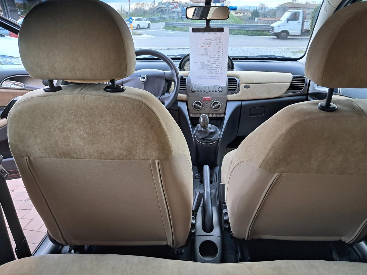 Lancia Ypsilon 1.2 Argento