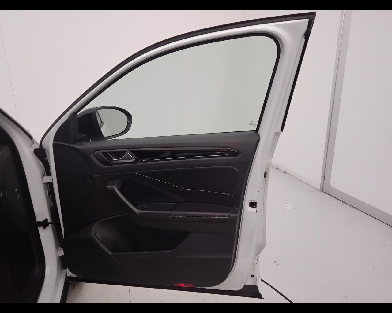 VOLKSWAGEN T-Roc 2022 - T-Roc 1.5 tsi R-Line dsg