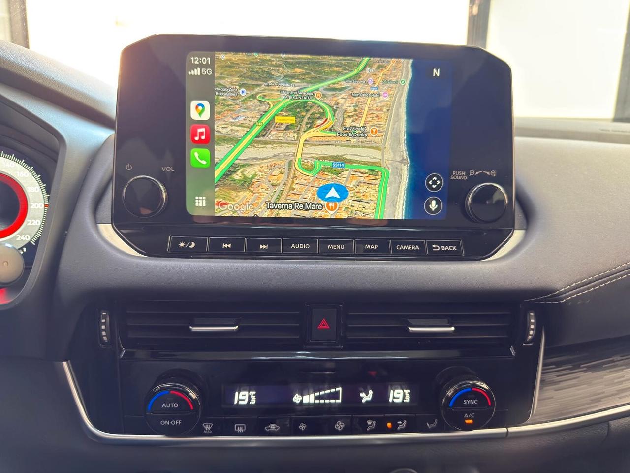 NISSAN QASHQAI MHEV 140 CV Tekna +