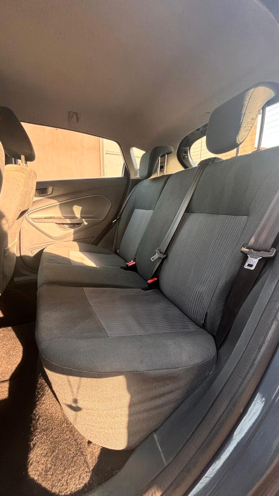 Ford Fiesta 1.4 TDCi 5p. 100MILA KM