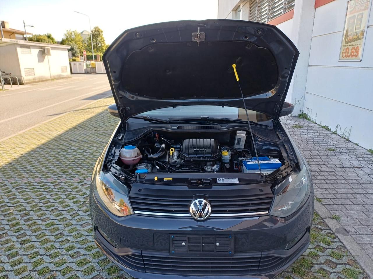 Volkswagen Polo 1.0 MPI 60 cv 5 porte Trendline