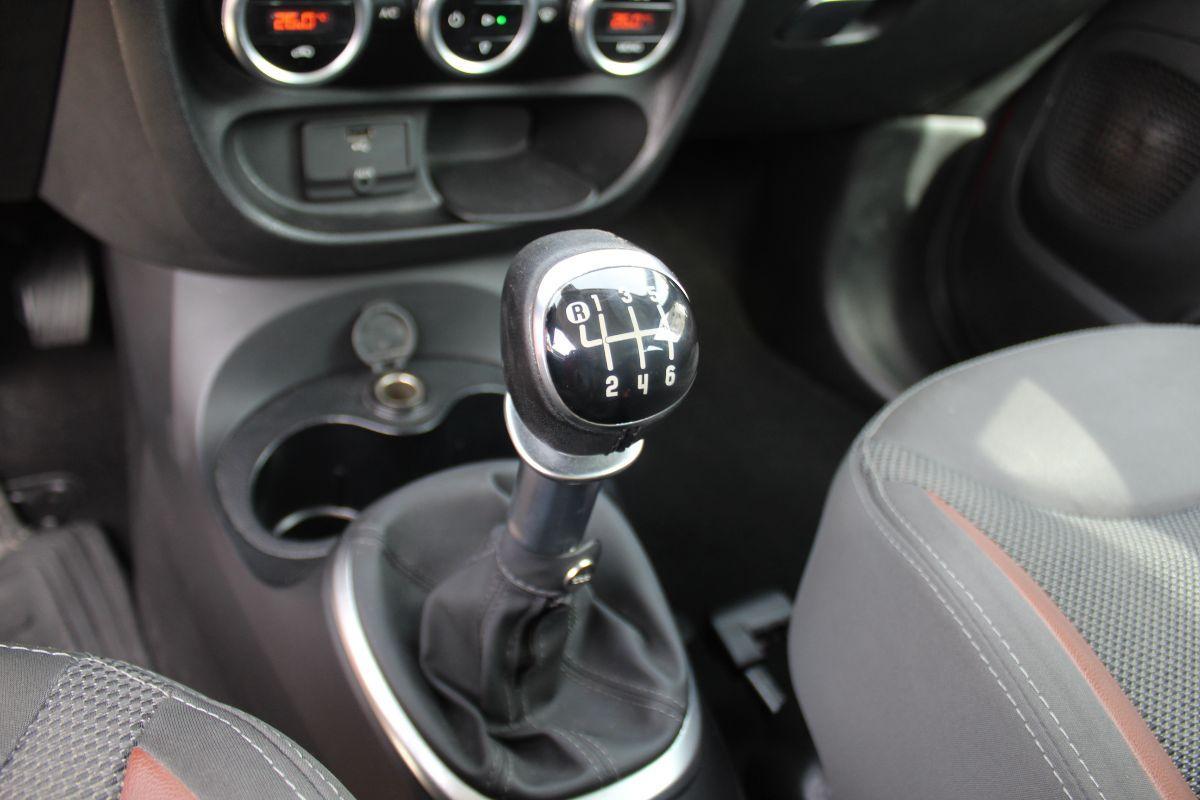 FIAT - 500 L - 1.6 Multijet 105 CV Trekking