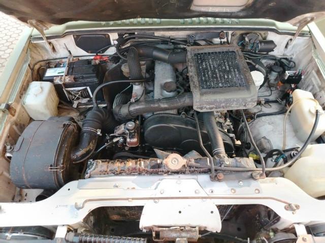 Mitsubishi Pajero Pajero 2.4 td Base Metal Top