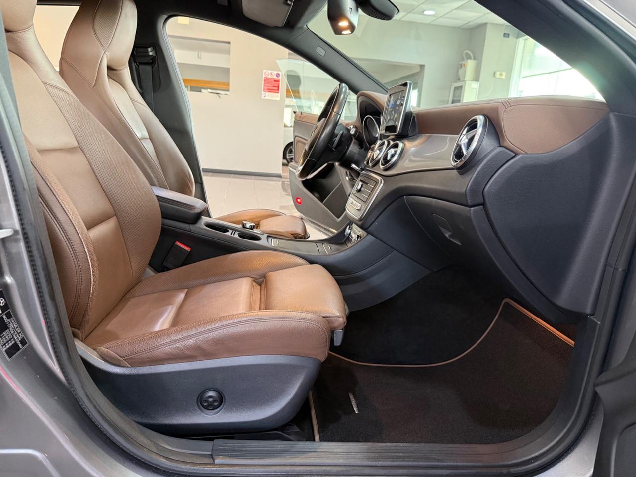 Mercedes-benz CLA 200 Shooting Brake FULL !!