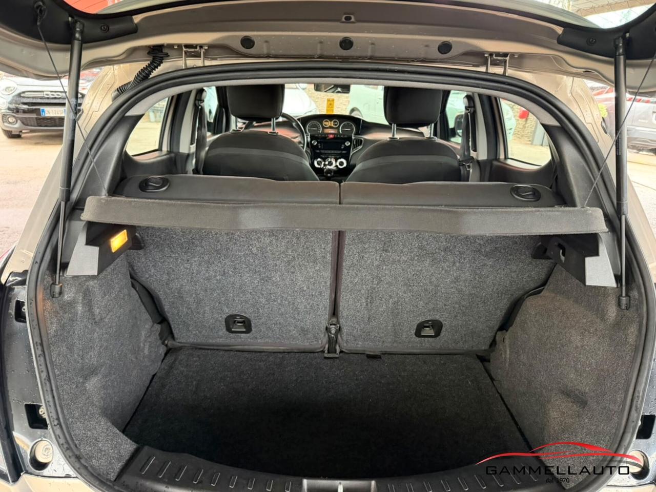 Lancia Ypsilon 1.3 MJT S&S Silver 95CV