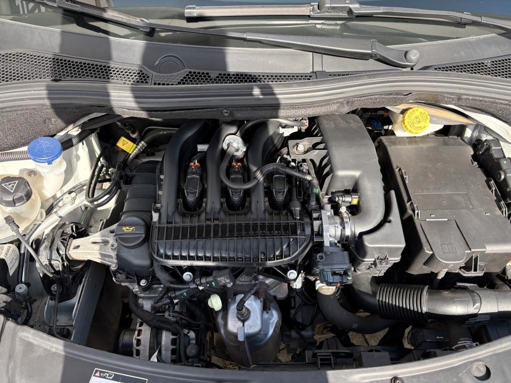 Peugeot 208 PureTech 5 porte Signature