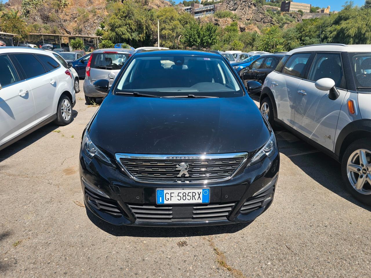 Peugeot 308 BlueHDi 130 S&S EAT8 Allure