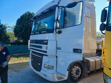 DAF 105 460