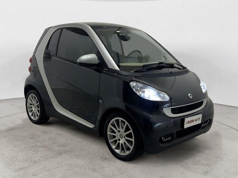 smart fortwo fortwo 1000 62 kW coupé passion