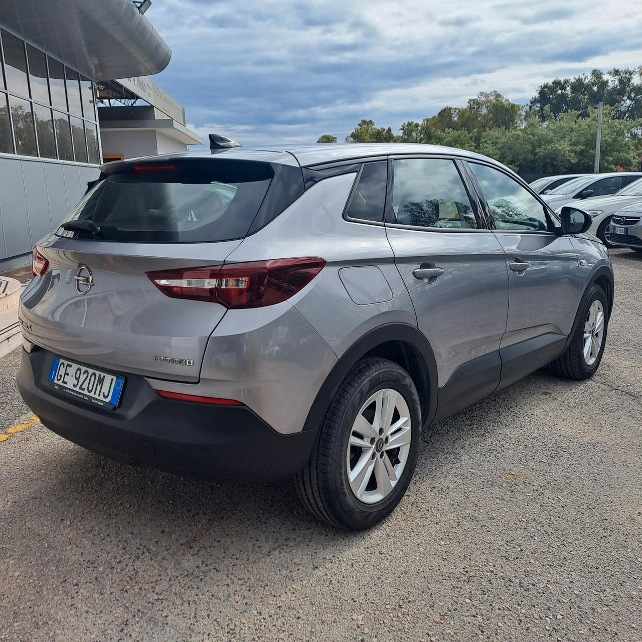 Opel Grandland X 1.5 D 130Cv Business