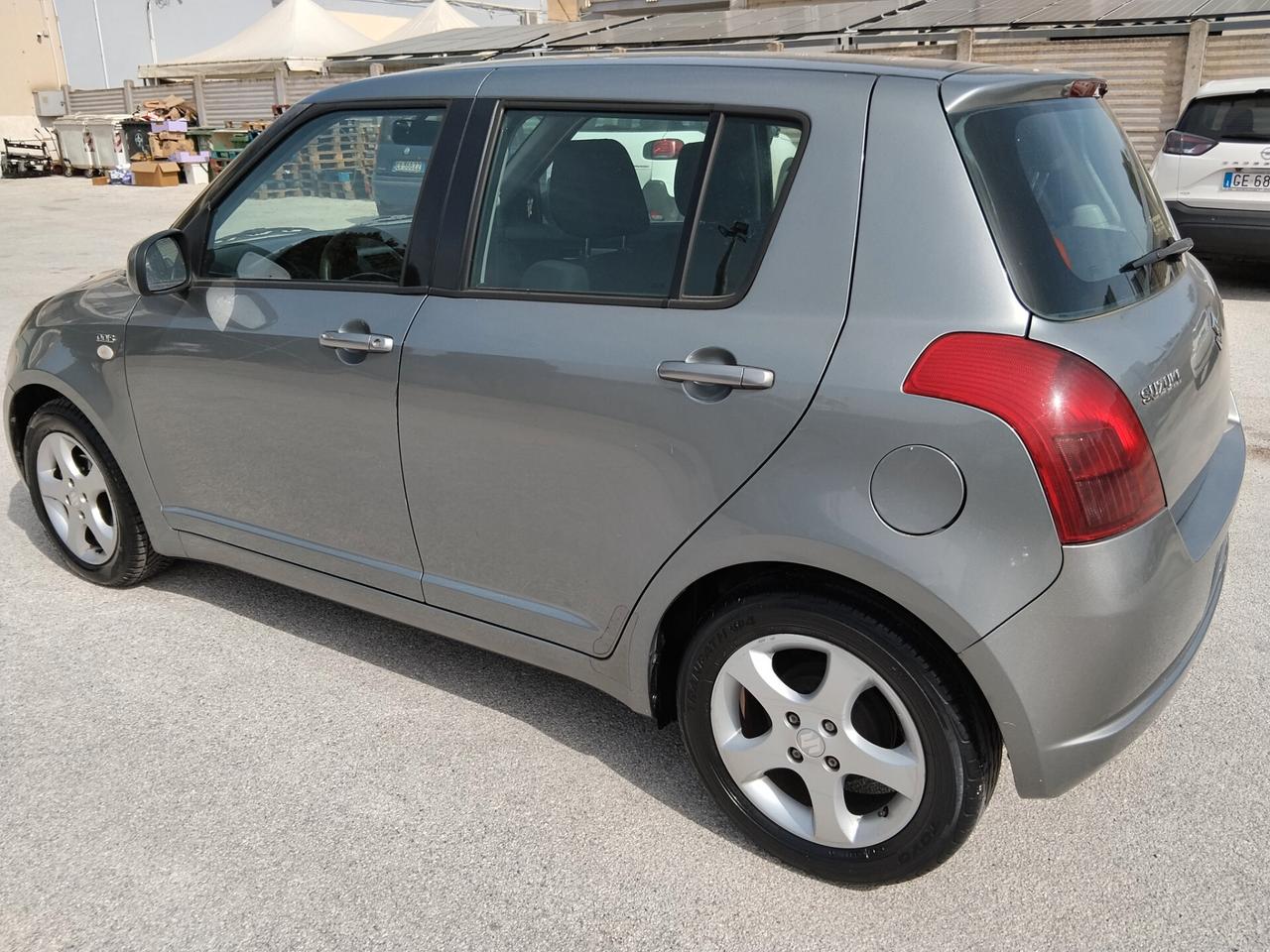 Suzuki Swift 1.3 DDiS 5p. GLX