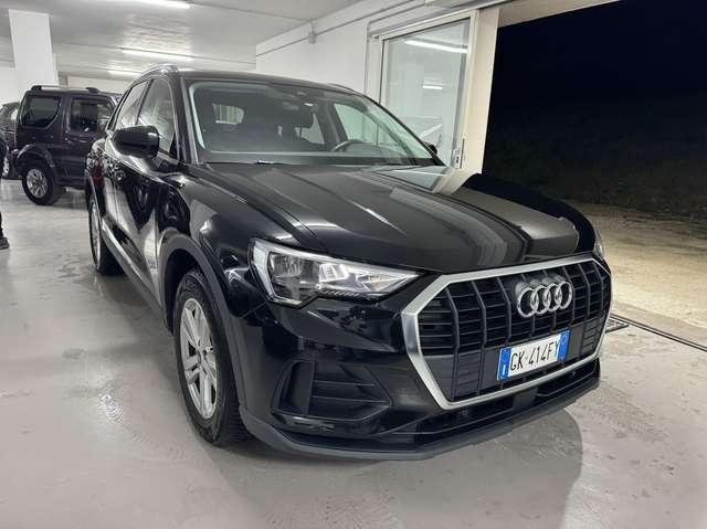 Audi Q3 35 2.0 tdi Business s-tronic