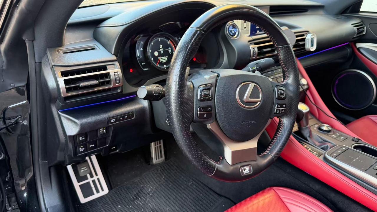 Lexus RC 300h Hybrid F Sport 2020