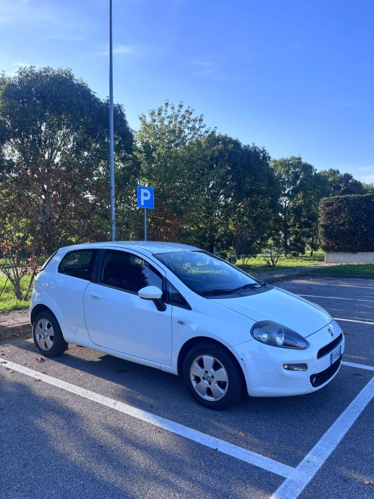 Fiat Punto 1.4 S&S 8V 3 porte Street
