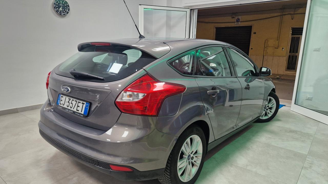 Ford Focus 1.6 TDCi 115 CV