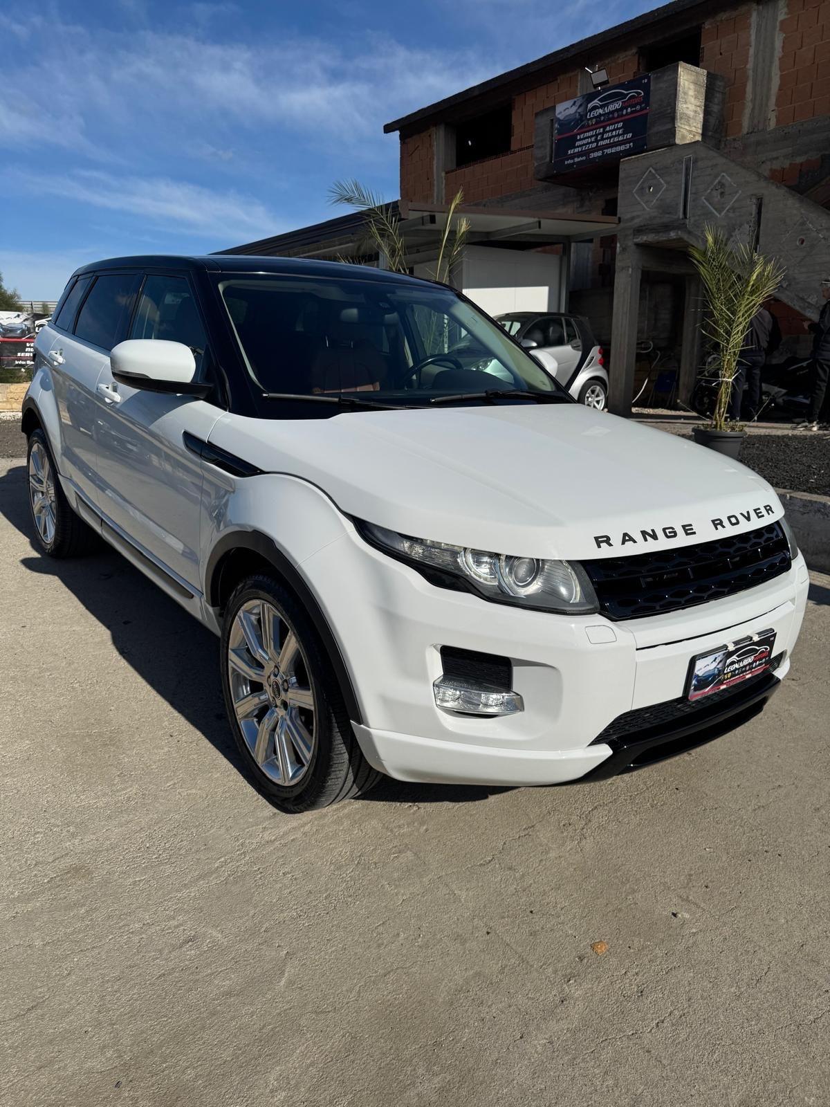 Land Rover Range Evoque 2.2 TD4 5p. Pure