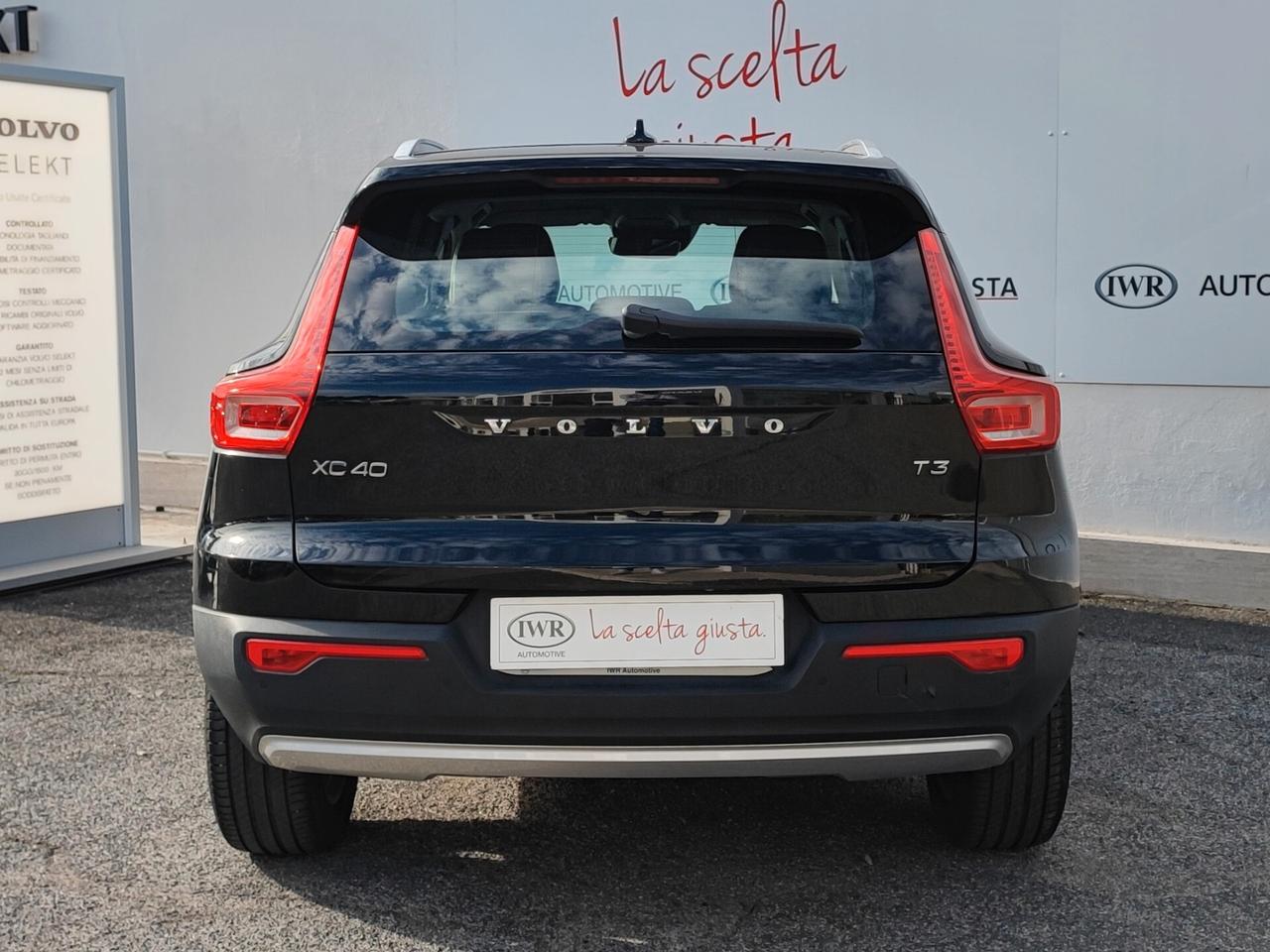 Volvo XC40 T3 Momentum