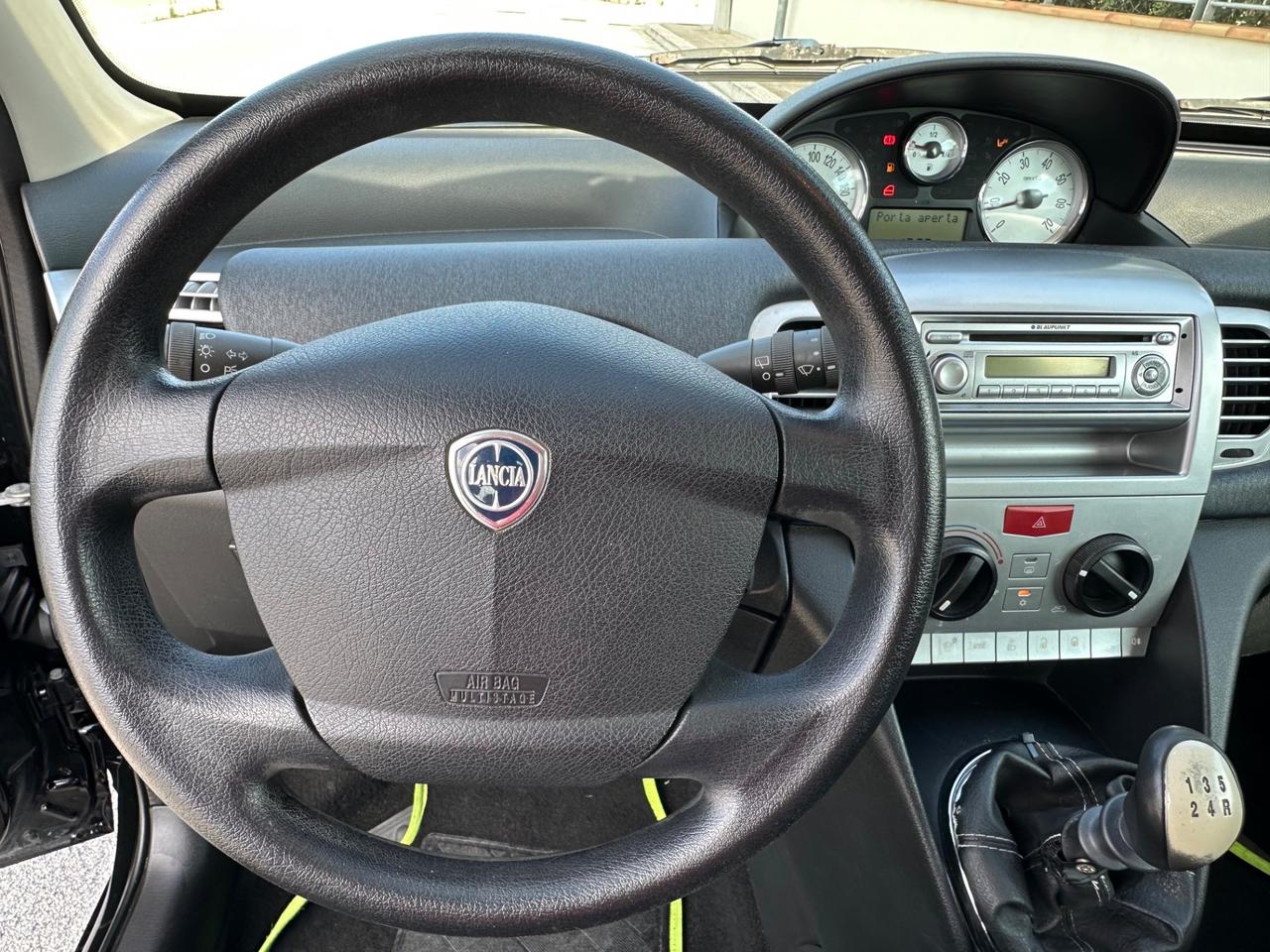 Lancia Ypsilon 1.4 Platino Ecochic GPL