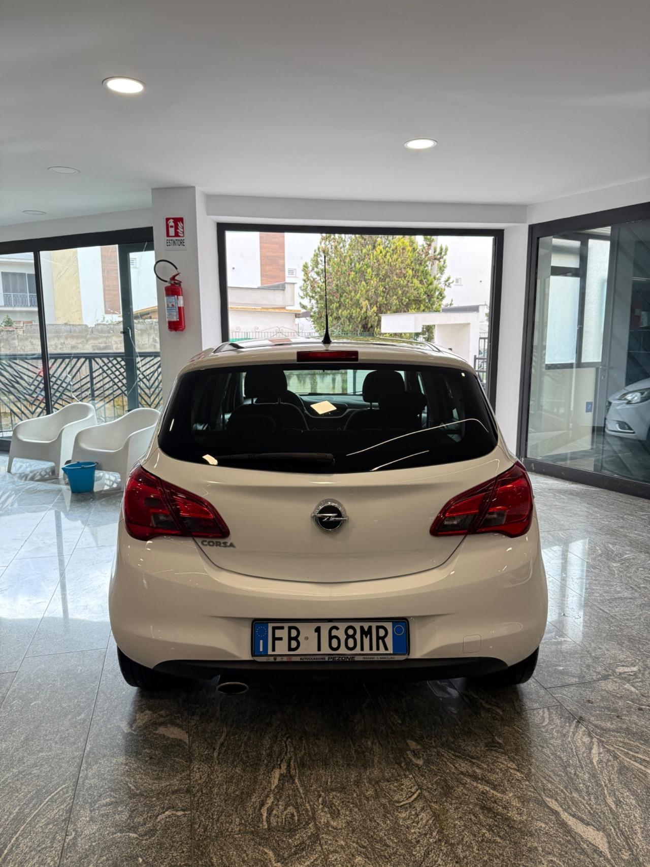 Opel Corsa 1.4 90CV GPL Tech 5 porte b-Color