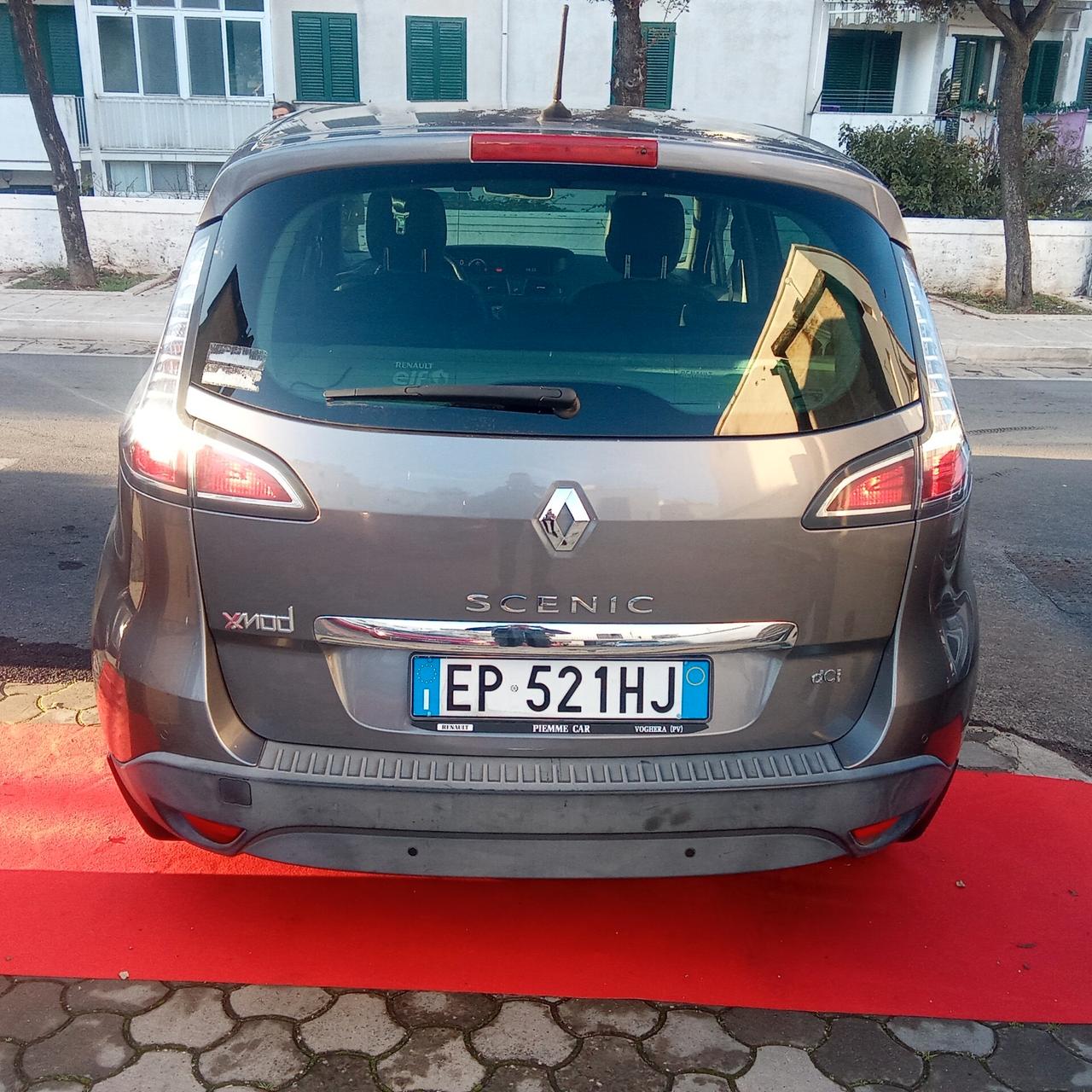 Renault Scenic Scénic XMod 1.5 dCi 110CV EDC Live