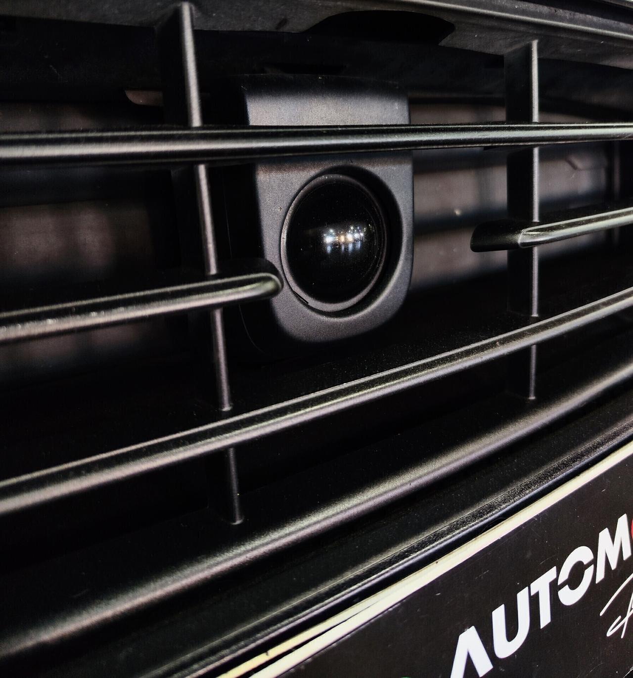 Porsche Macan 2.0 245cv Tetto Led