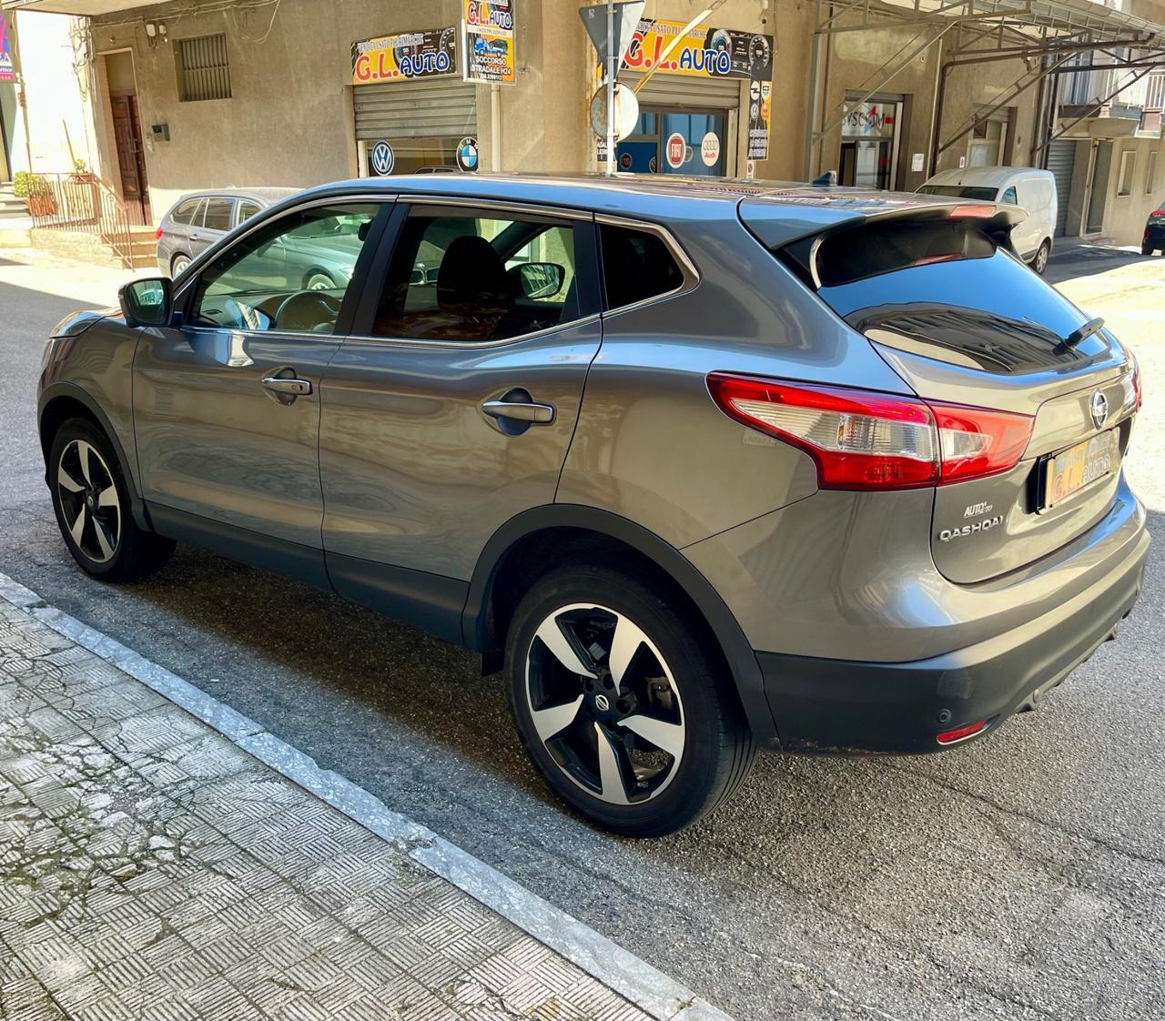 Nissan Qashqai 1.5 dCi Tekna ( pari al nuovo