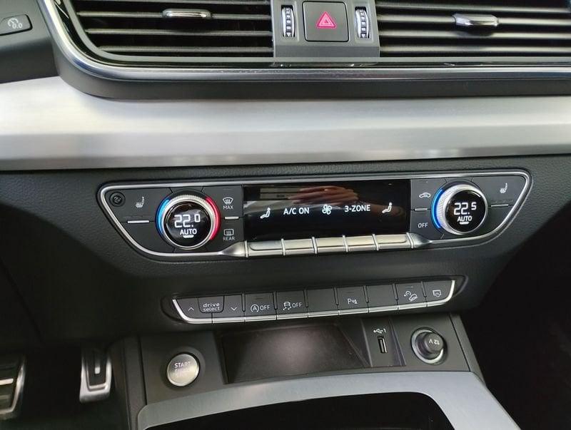 Audi Q5 SPB 40 TDI quattro S tronic S line plus Identity black