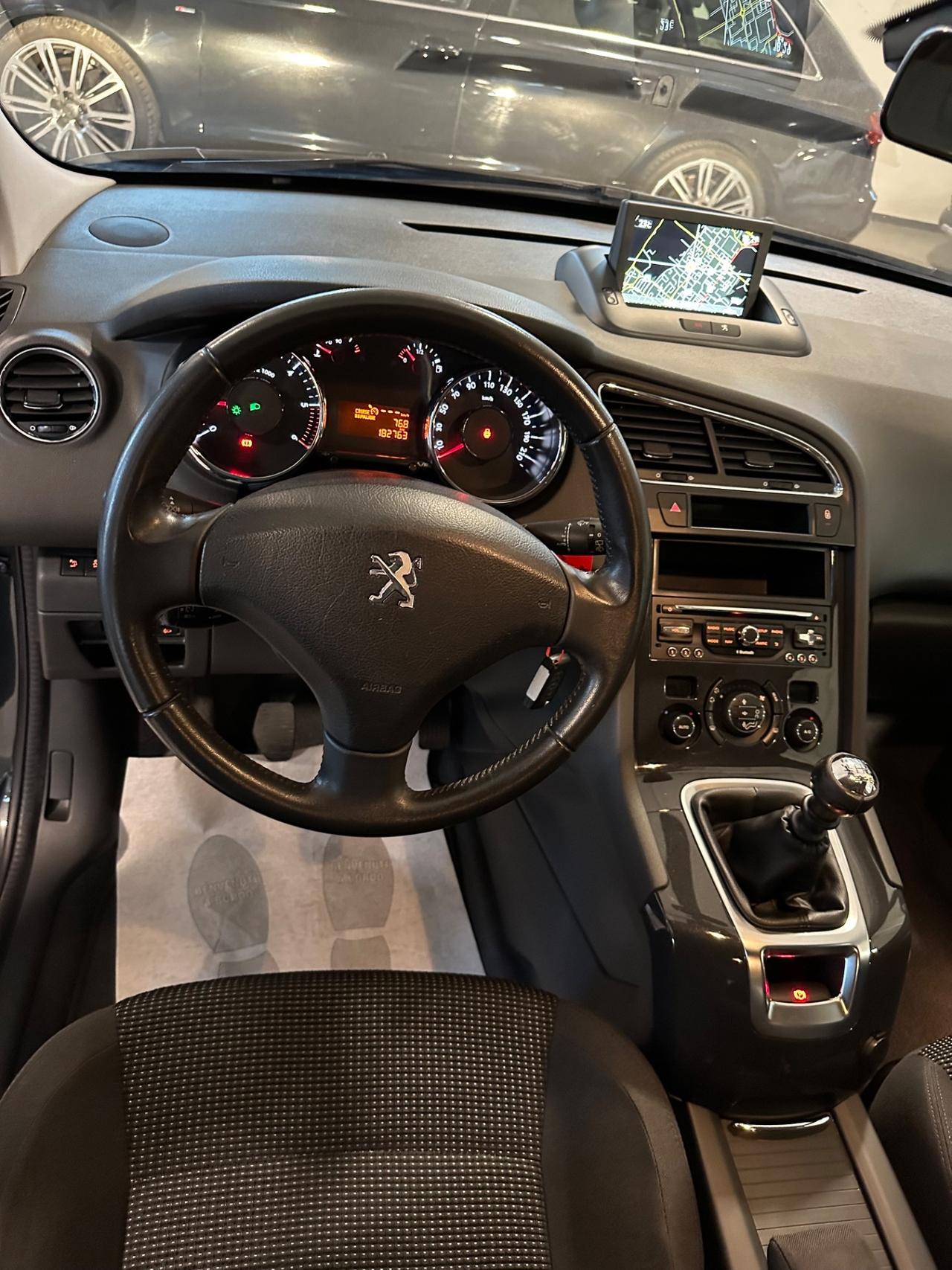 Peugeot 5008 BlueHDi 120 S&S Allure