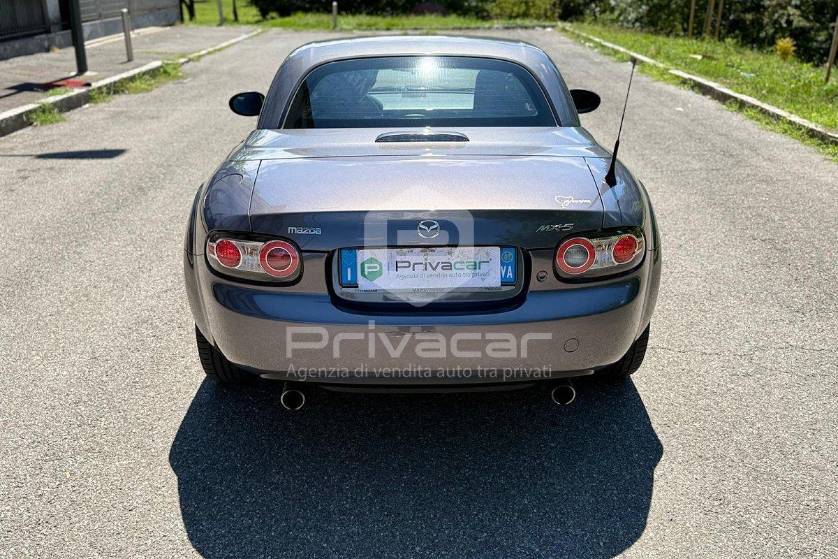 MAZDA MX-5 Roadster Coupé 1.8L Wind