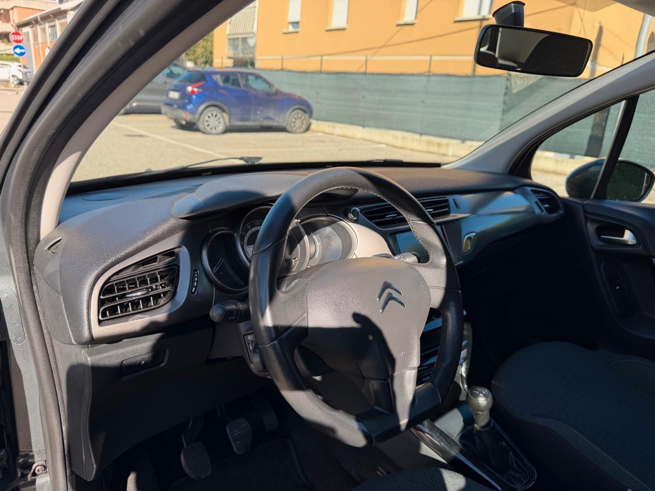 Citroen C3 1.6 - NEOPATENTATI - 12 MESI DI GARANZIA -