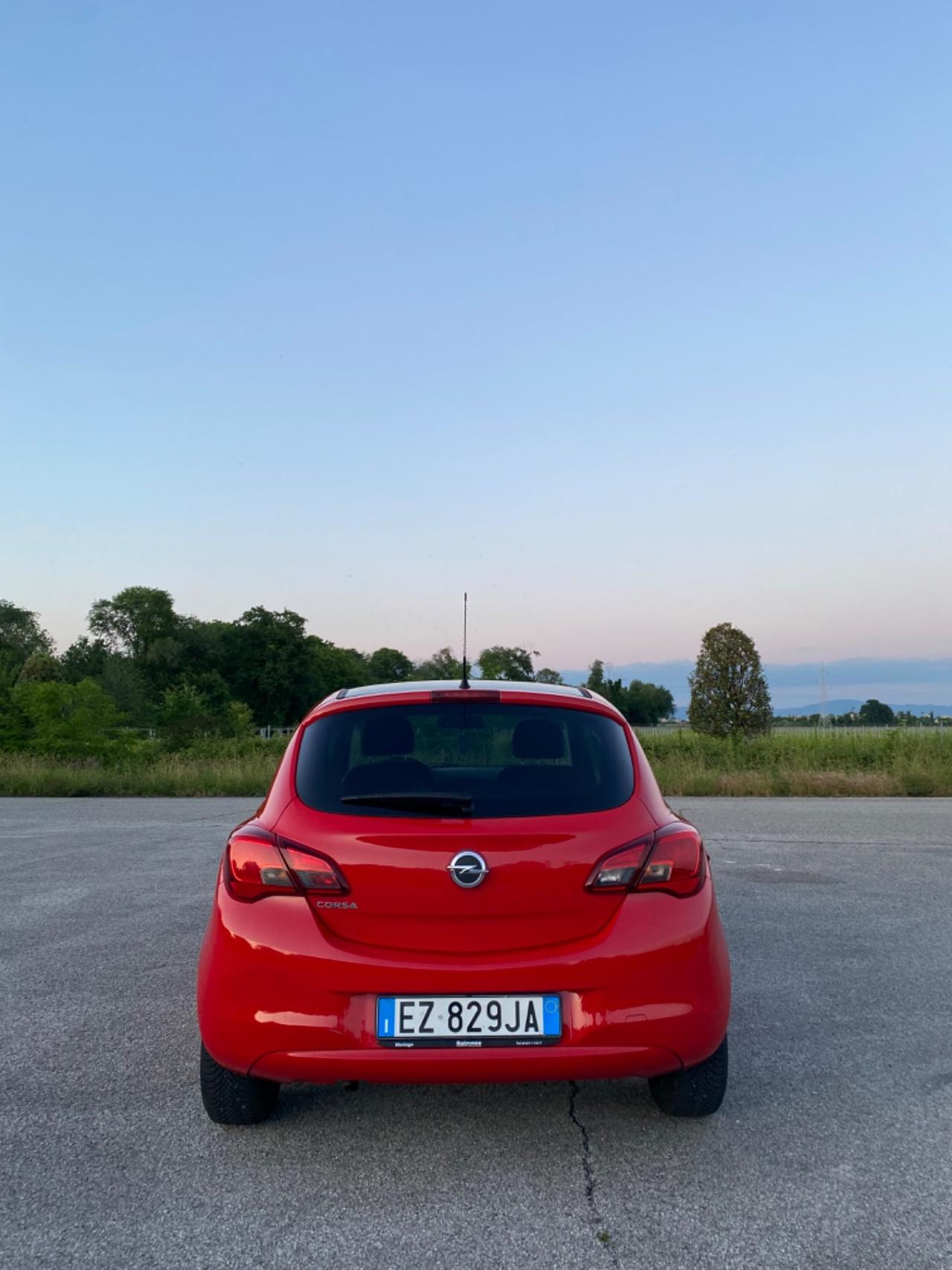 Opel Corsa 1.2 Coupé