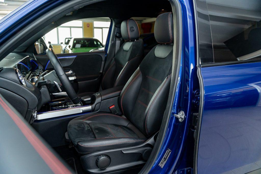 MERCEDES-BENZ GLB 200 Automatic Premium