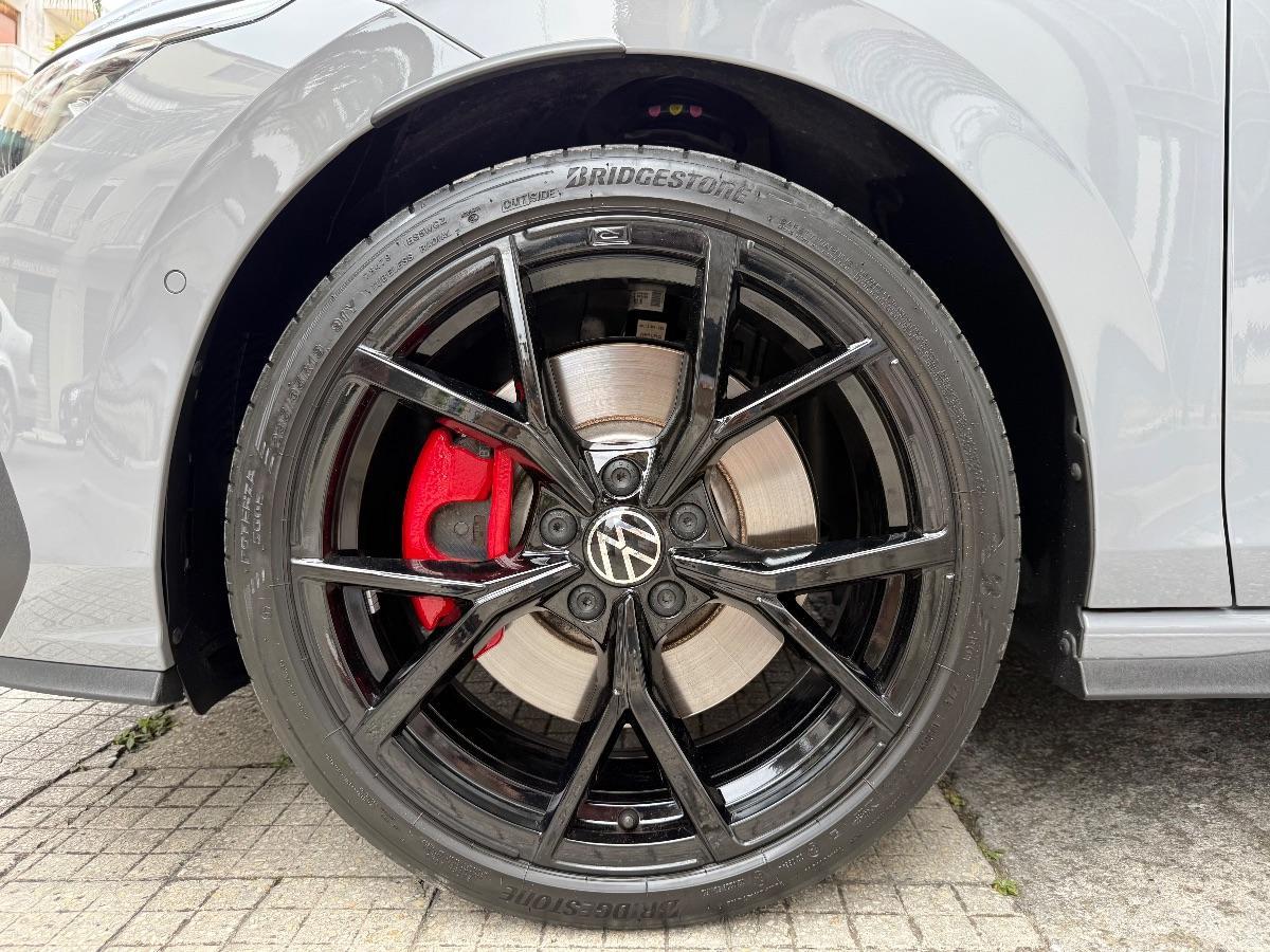 New Volkswagen Golf 8.5 GTI 2.0 TSI 265 CV