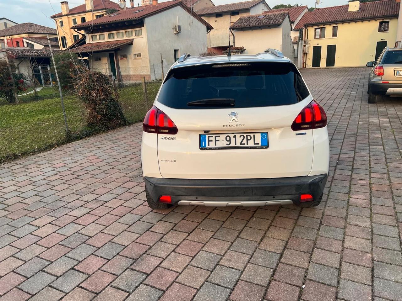 Peugeot 2008 BlueHDi 100 GT Line