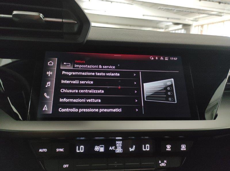 AUDI A3 4ª serie - A3 SPB 30 TDI S tronic Business