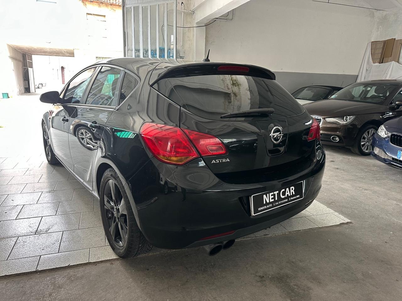 Opel Astra 1.7 CDTI 110CV EcoFLEX S&S 5 porte Cosmo