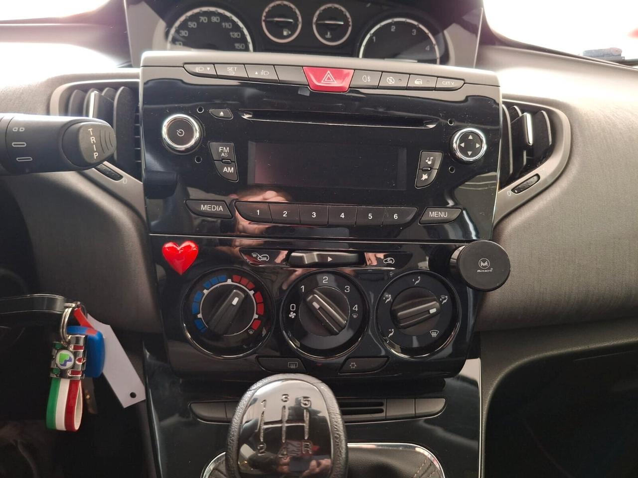 Lancia Ypsilon 1.3 MJT 16V 95CV 5 porte S&S Gold