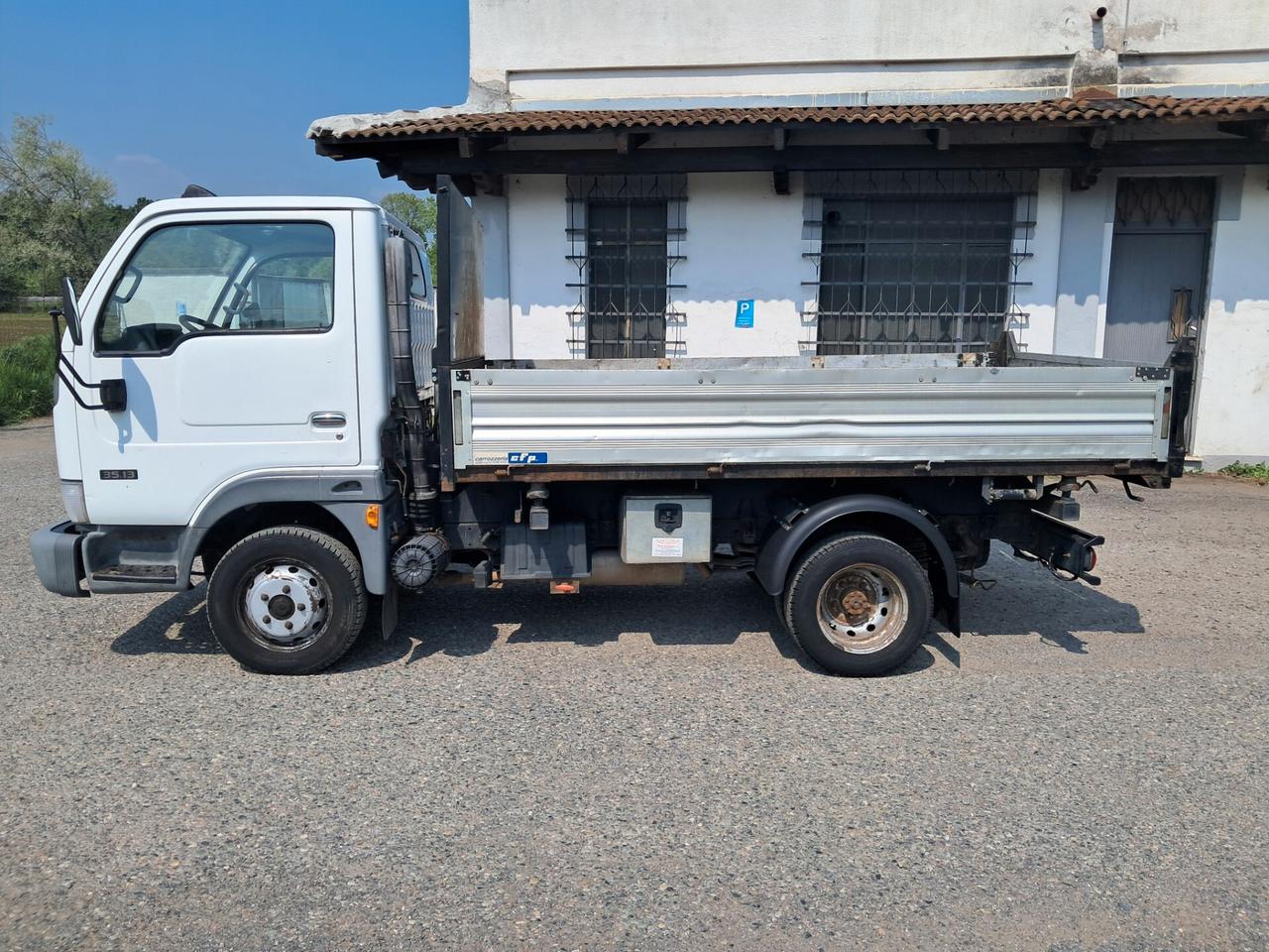 CABSTAR 3.0 RIBALTABILE TRILATERALE