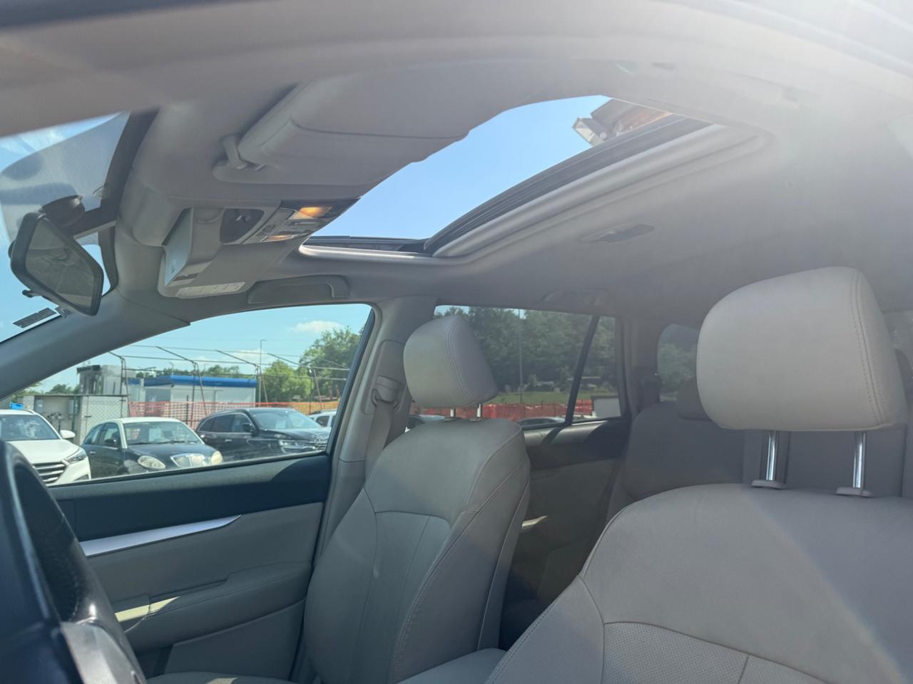 Subaru OUTBACK 2.0D Trend Leather