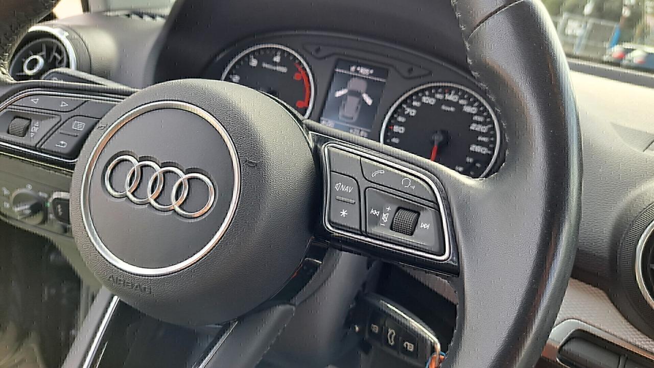 Audi Q2 2.0 TDI quattro S tronic Business