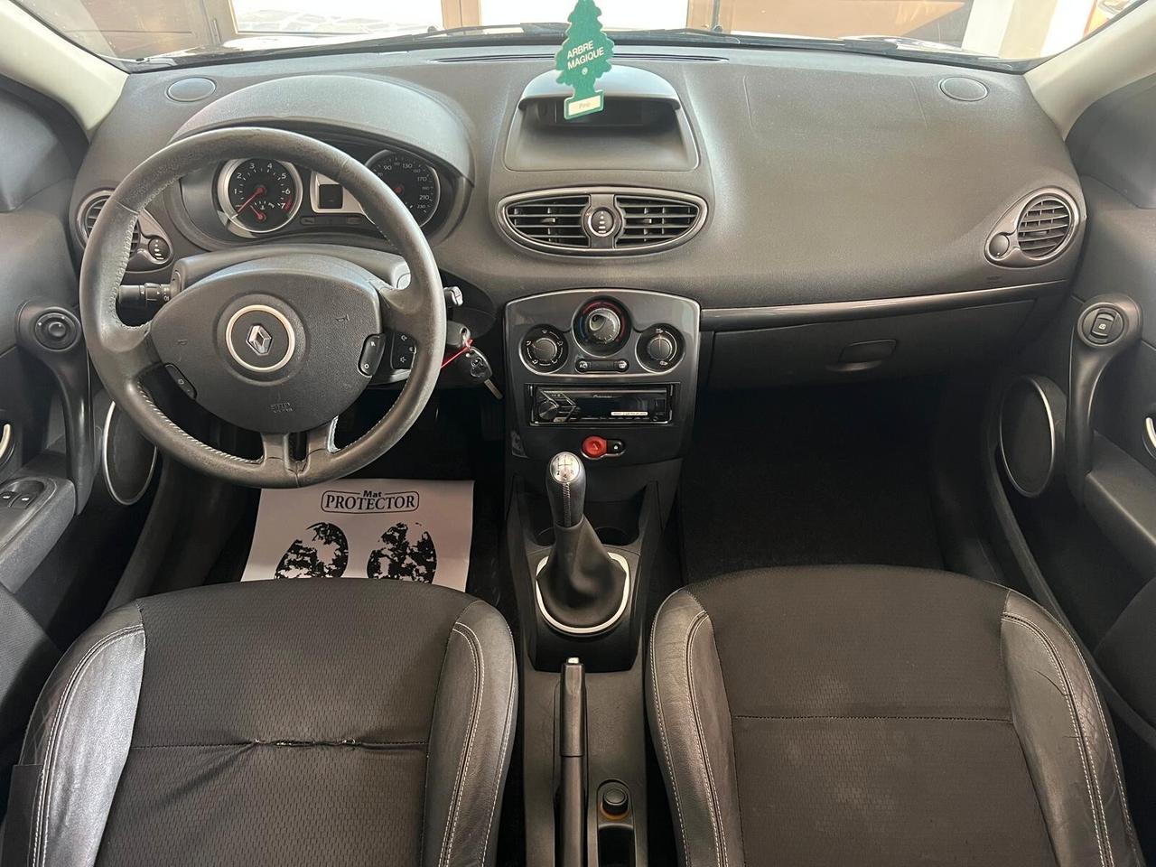Renault Clio 1.2 16V 5 porte Dynamique