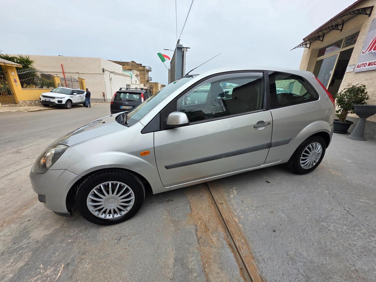 Ford Fiesta 1.4 TDCi 3p. Ghia