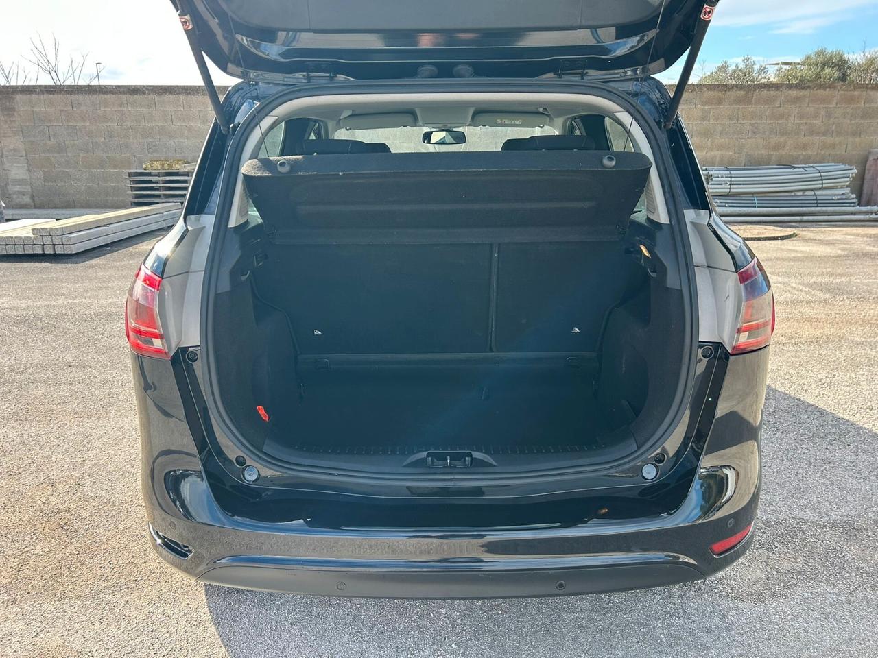 Ford B-Max 1.5 TDCi 75 CV "Titanium"